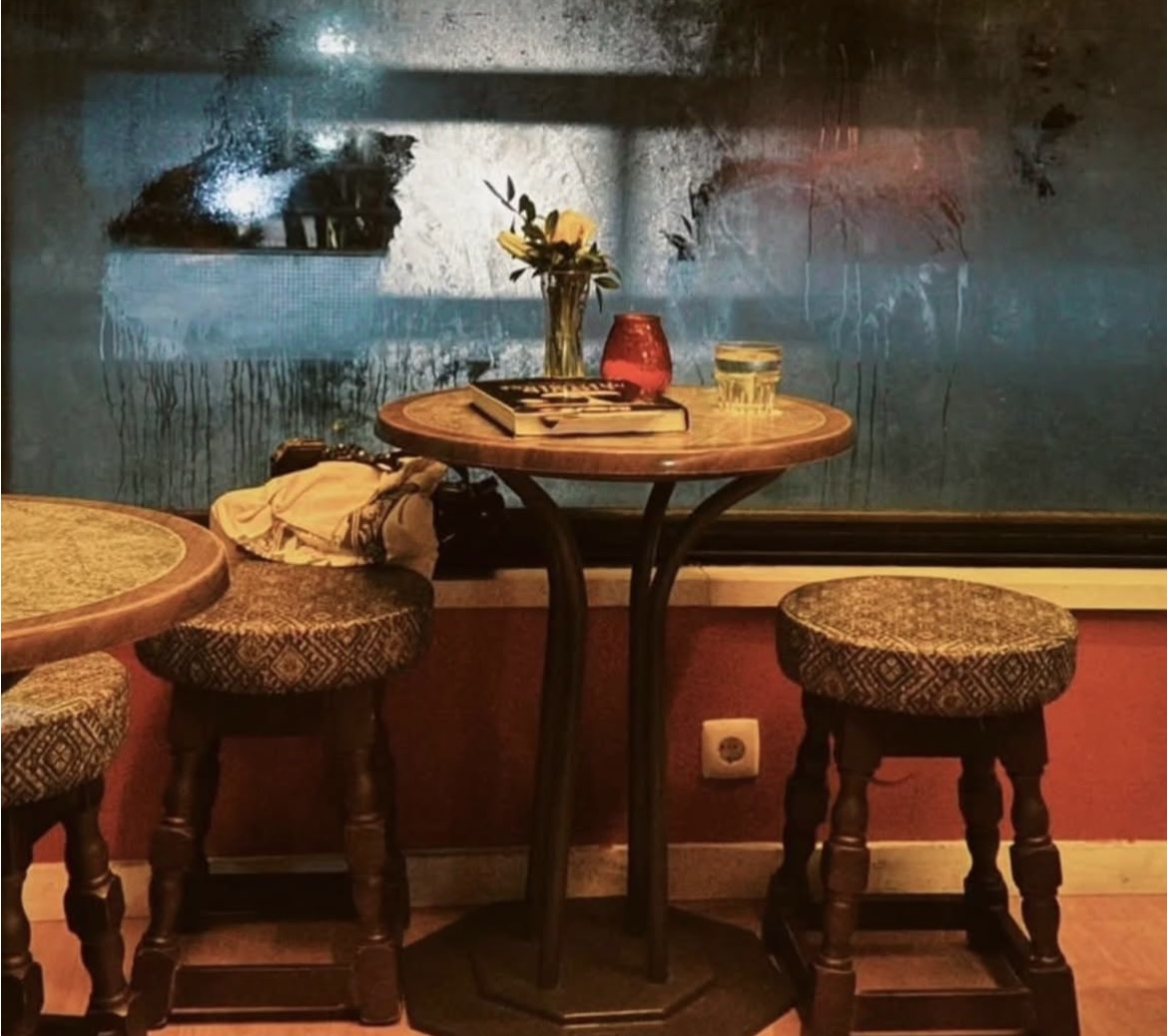 Frágil Cocktail Bar