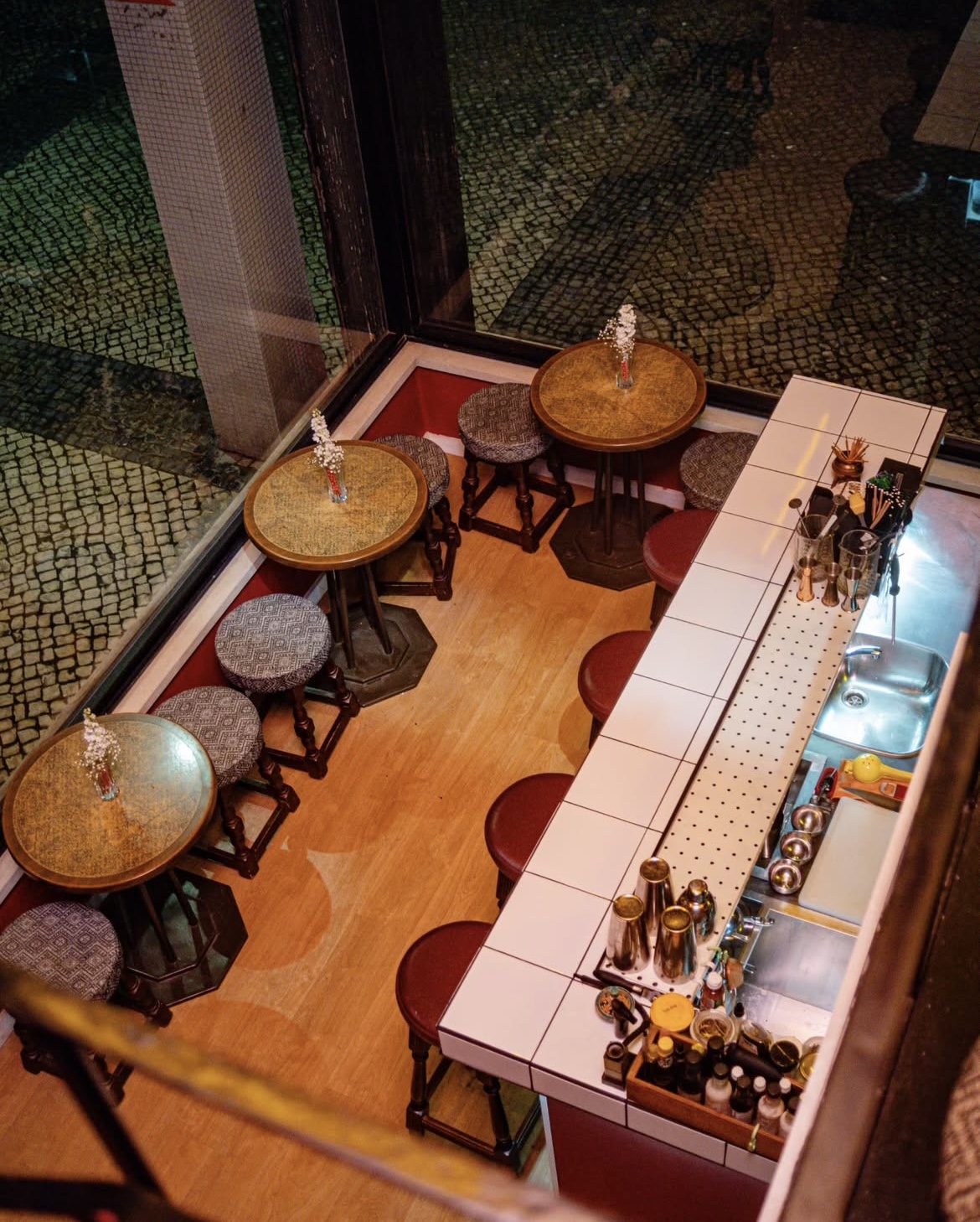 Frágil Cocktail Bar